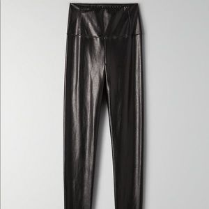 wilfred free aritzia Daria vegan leather legging